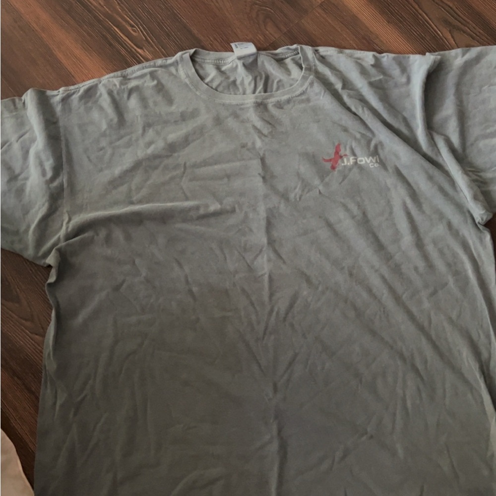 Gray Short Sleeve Tee Essential for Everyday Comfort